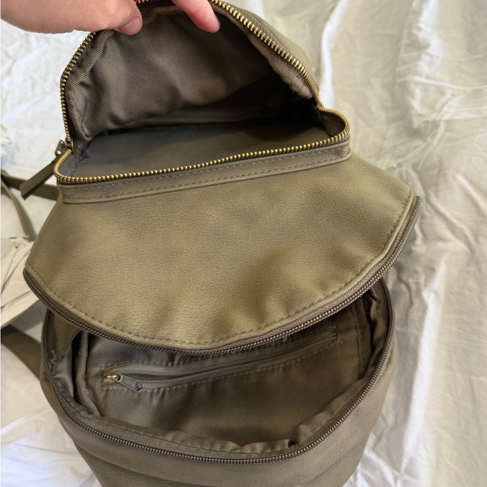 Universal Thread Backpack with Front Zip Pocket - image 4